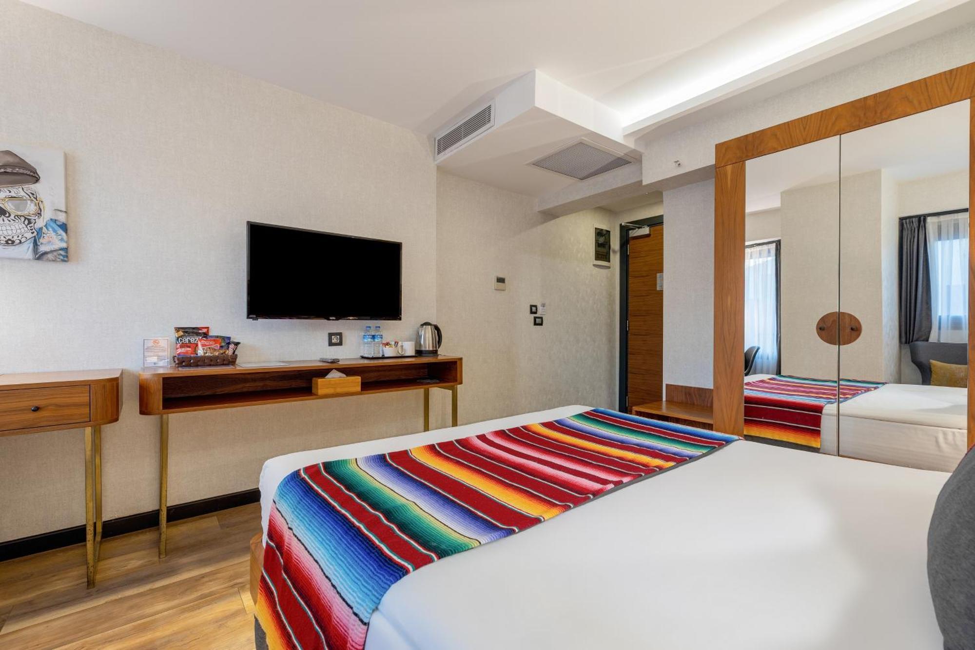 Hay Hotel Alsancak Ізмір Екстер'єр фото