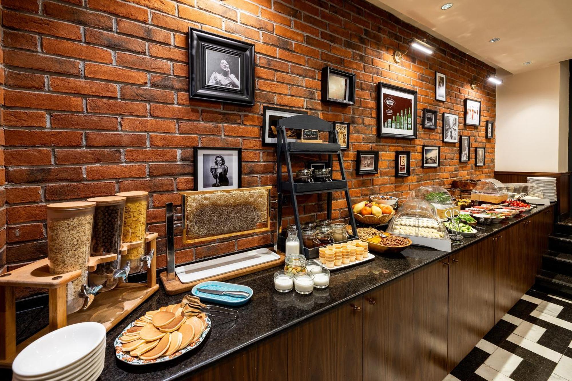 Hay Hotel Alsancak Ізмір Екстер'єр фото